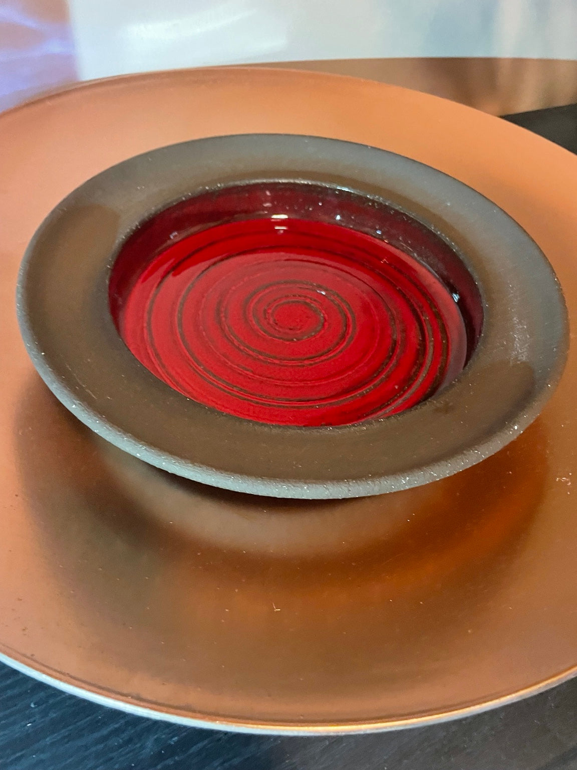 Danish Mid-Century Studio Pottery Bowl by Lehmann Denmark – Large Red Spiral Glaze Bowl, 1960s